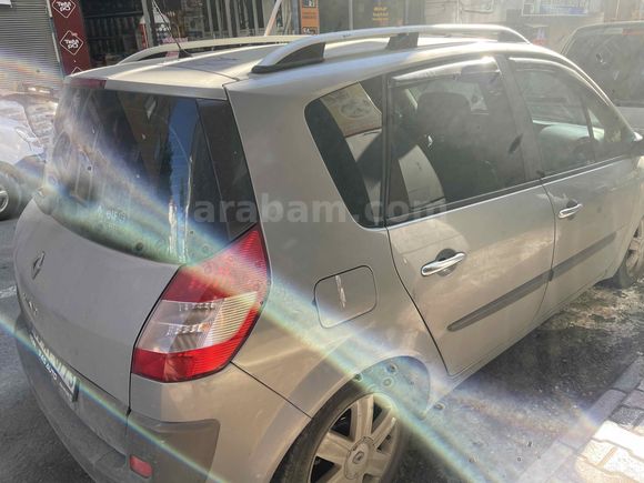 Sahibinden Renault Scenic 1.6 Dynamique 2005 Model 