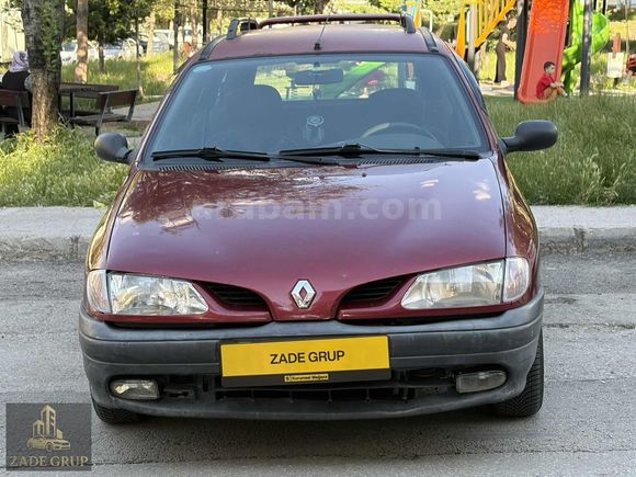 99 MODEL MAGANE 1 WAGON