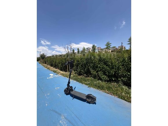 Ninebot Segway Kickscooter F2 II
Scooter 2 yıl garantili