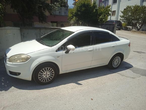 Sahibinden Fiat Linea 1.3 Multijet VIA 2012 Model  310.000 km Beyaz