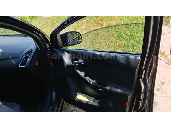 Sahibinden Ford Focus 1.6 Ti-VCT Titanium 2015 Model