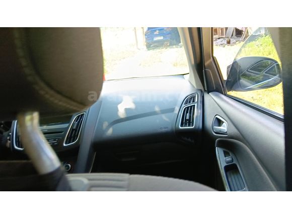 Sahibinden Ford Focus 1.6 Ti-VCT Titanium 2015 Model