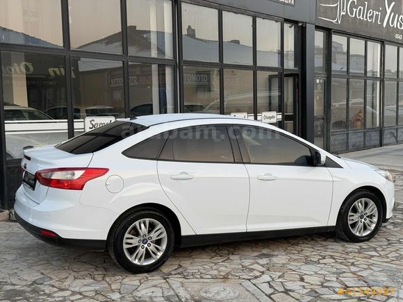 SAMET OTOMOTİV DEN FORD FOCUS 2013 MODEL 1.6 TDCİ TREND X.
