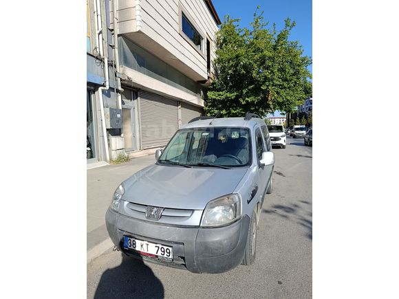 2003 PEUGEOT PARTNER 1.9 DİZEL *340 BİN KM MOTOR YAPILMIŞ 