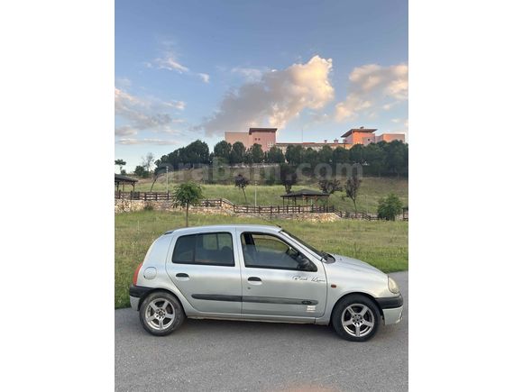 Sahibinden Renault Clio 1.4 RN 1999 Model 