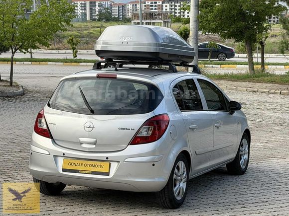 TAM OTOMATİK CORSA