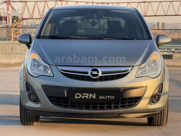 Galeriden Opel Corsa 1.4 Twinport Enjoy 2011 Model Ankara 105.000