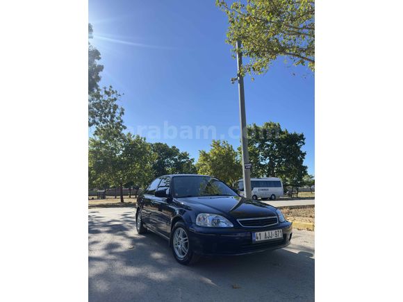 Sahibinden Honda Civic 1.6 i ES 2000 Model 