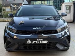 2023 KİA CERATO 1.6 MPİ ELEGANS OTM 49 BİN KM DE BOYASIZ