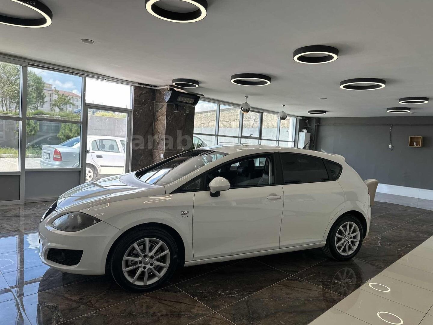 Galeriden Seat Leon 1.2 TSI Style 2011 Model Yozgat 243.000 km Beyaz 5