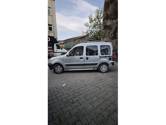 Sahibinden Renault Kangoo Multix 1.5 dCi Authentique 2008 Model Klimalı çift sürgü