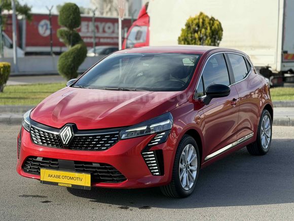 2023 CLİO 1.0 TCE EVOLUTİON OTOMATİK 26BİNKM HATASIZ BOYASIZ