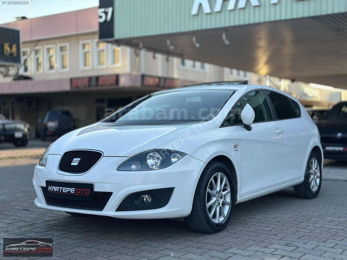 Galeriden Seat Leon 1.2 TSI Style 2012 Model Kocaeli 89.000 km Beyaz 3