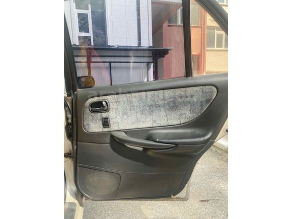 DEĞİŞENSİZ KLİMALI MAZDA 626 