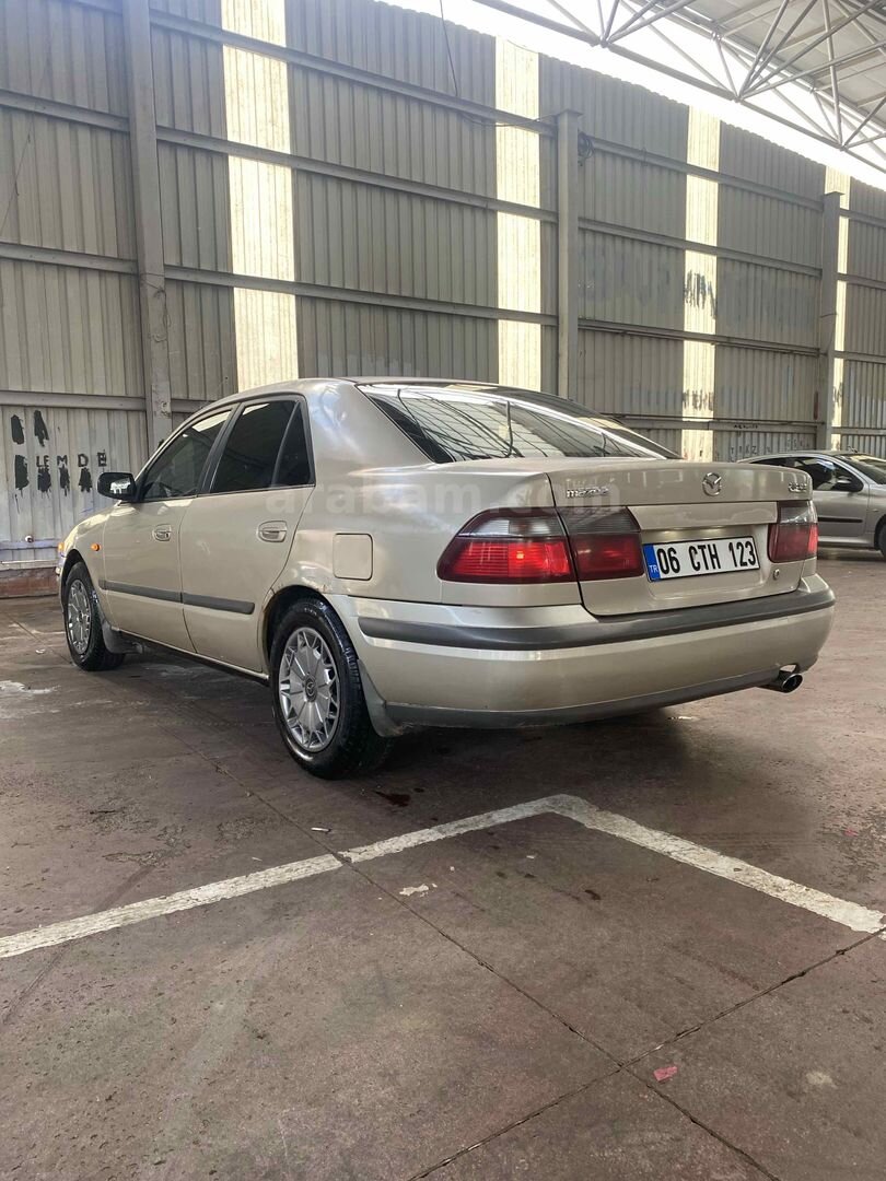 DEĞİŞENSİZ KLİMALI MAZDA 626 2