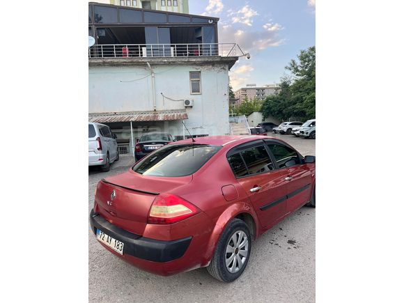 Temiz Bakımlı Megane