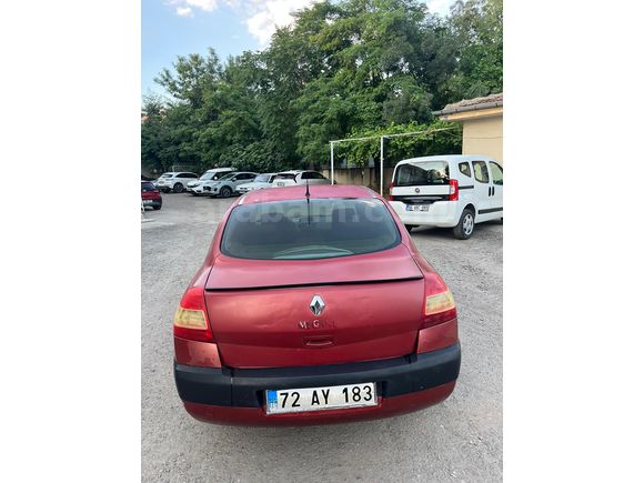 Temiz Bakımlı Megane