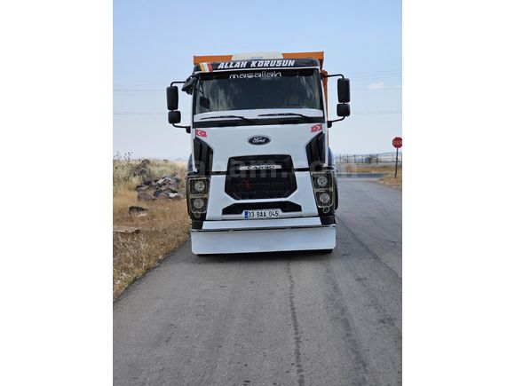 SAHİBİNDEN  DÜŞÜK KM  12 LASTİK SIFIR
