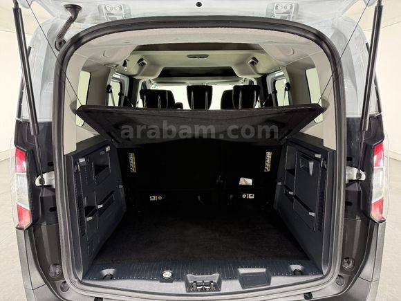 otomobil Ford Tourneo Courier 1.5 EcoBlue Deluxe