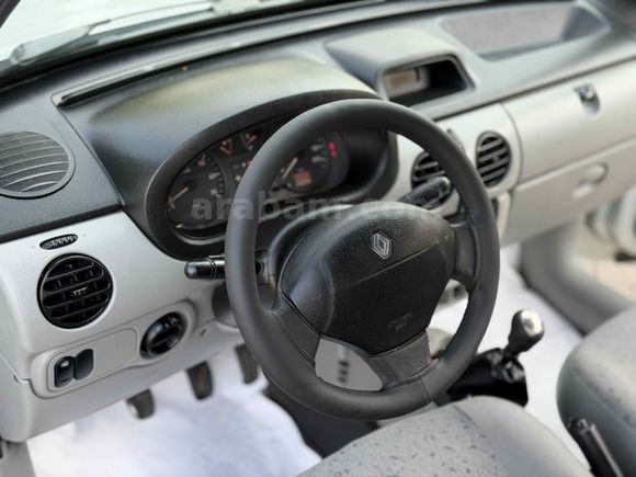 Ünlü otomotiv’den Renault Kangoo Multix 1.5 dCi Authentique 2006 Model  80 hp