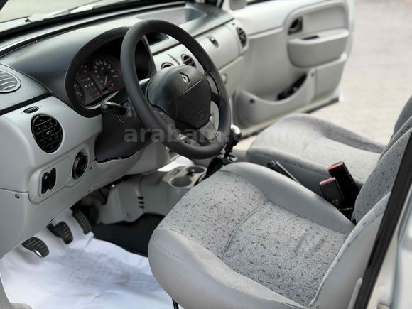 Ünlü otomotiv’den Renault Kangoo Multix 1.5 dCi Authentique 2006 Model  80 hp