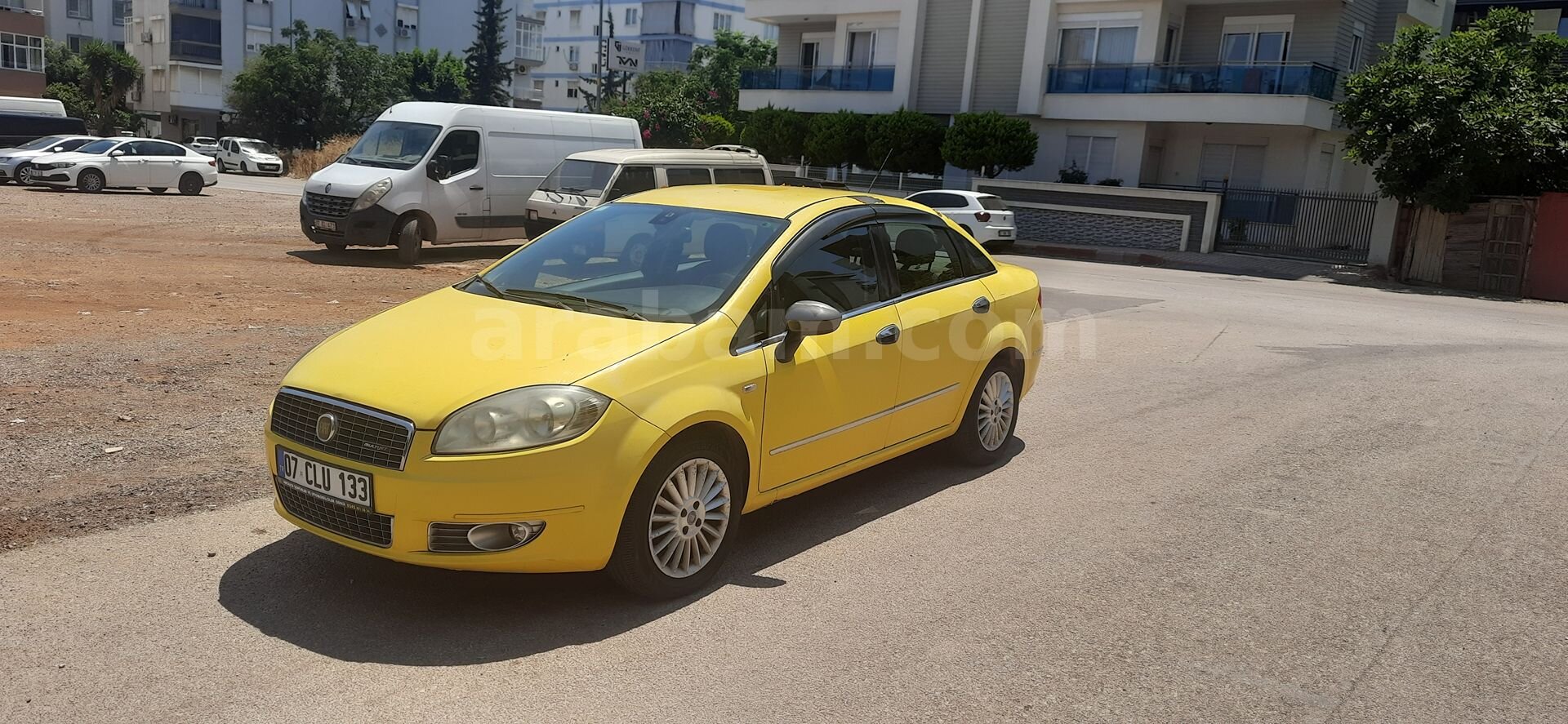 Sahibinden Fiat Linea 1.3 Multijet Emotion 2008 Model Antalya 125.000 km Füme 4