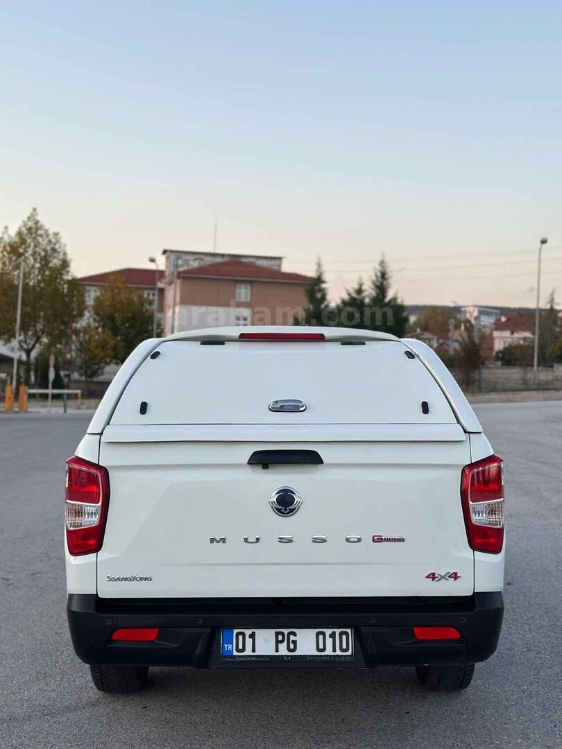 Galeriden KGM SsangYong Musso Grand 2.2 D Platinum 2023 Model Kütahya 103.000 km Beyaz 3