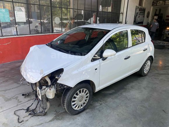 
2014 model 1.3 cdti Esentia plakalı ruhsatlı kredi kartı geçer 