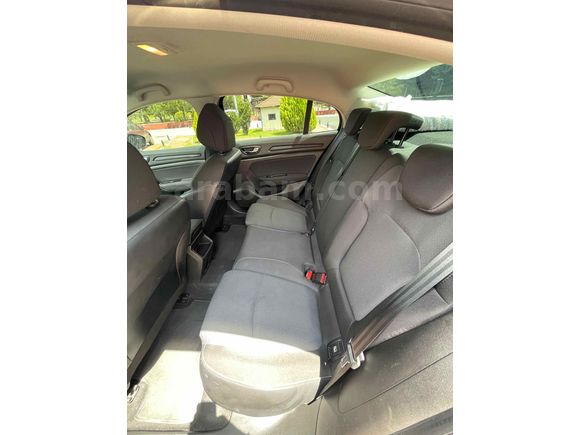 Sahibinden Renault Megane 1.5 Blue DCI Joy 2022 Model 