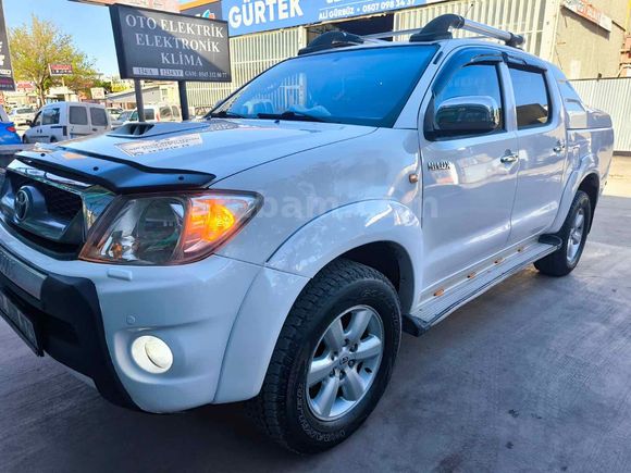 Galeriden Toyota Hilux 3.0 D-4D 2010 Model Konya