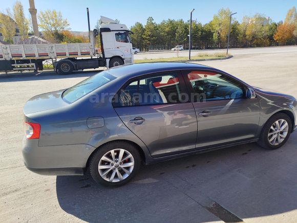 Sahibinden Volkswagen Jetta 1.6 Primeline 2011 Model