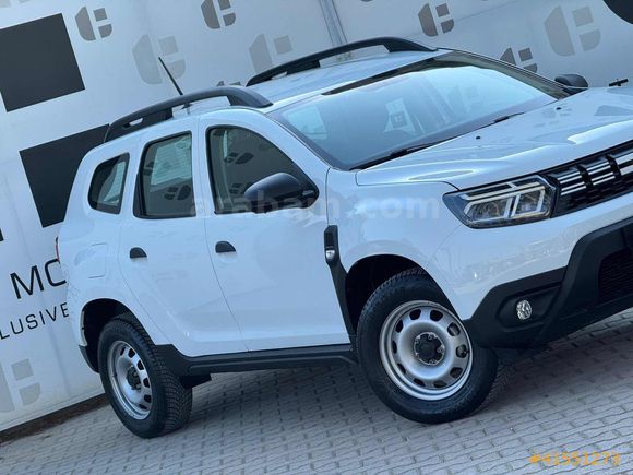 2024 DACİA DUSTER ESSENTİAL HATASIZ-BOYASIZ-4X4-17.500KM