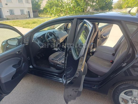 Sahibinden Seat Ibiza 1.4 Reference 2012 Model  117.000 km Siyah