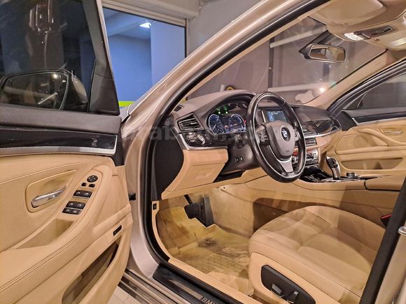 Sahibinden BMW 520i Premium..Full + full.2015 Model