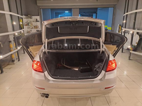 Sahibinden BMW 520i Premium..Full + full.2015 Model