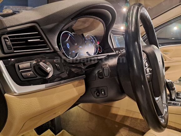 Sahibinden BMW 520i Premium..Full + full.2015 Model
