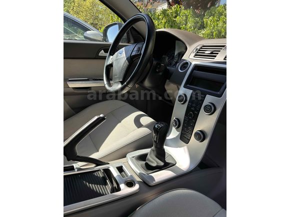 Sahibinden Volvo S40 1.6 D Dynamic 2011 Model 