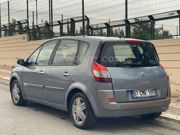 SERİ OTOMOTİV’DEN Renault Scenic 1.6 CAM TAVAN Dynamique 2004 Model Antalya