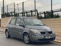 SERİ OTOMOTİV’DEN Renault Scenic 1.6 CAM TAVAN Dynamique 2004 Model Antalya