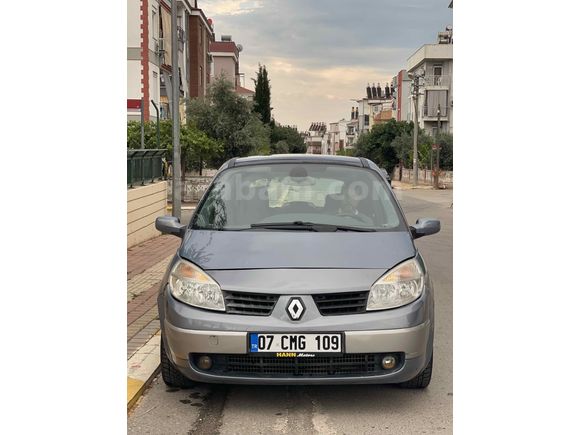 SERİ OTOMOTİV’DEN Renault Scenic 1.6 CAM TAVAN Dynamique 2004 Model Antalya
