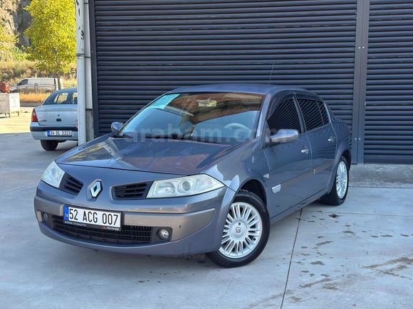 Sahibinden Renault Megane 1.6 Privilege 2006 Model 