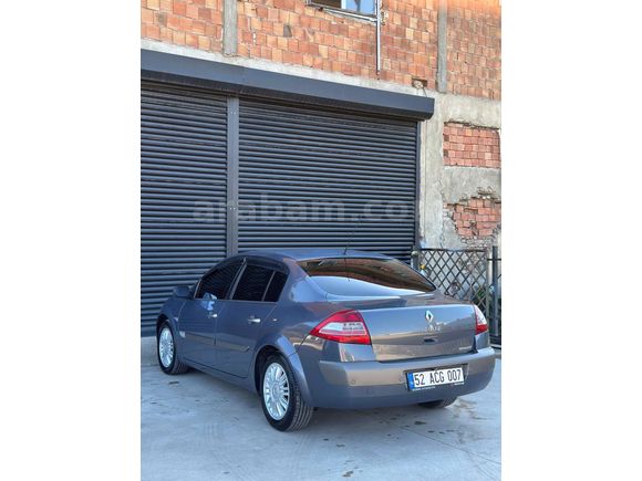 Sahibinden Renault Megane 1.6 Privilege 2006 Model 