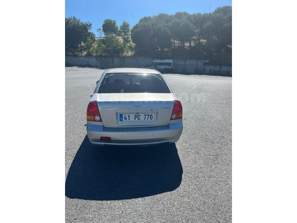 Sahibinden Hyundai Accent 1.6 Admire 2006 Model  259.750 km fiyatta pqzarlık payı var