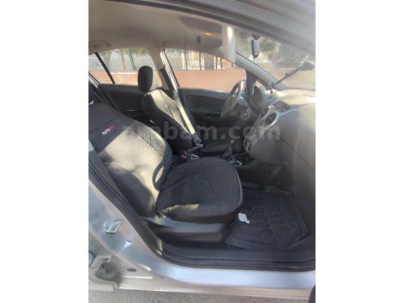 Sahibinden Opel Corsa 1.4 Twinport Enjoy 111 2012 Model  162.000 km Gri (Gümüş)