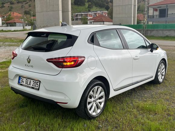 2023 Renault Clio 1.0 TCe Touch Hatasız