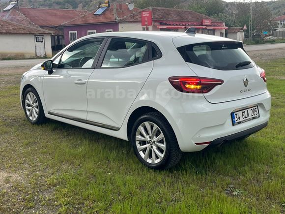 2023 Renault Clio 1.0 TCe Touch Hatasız
