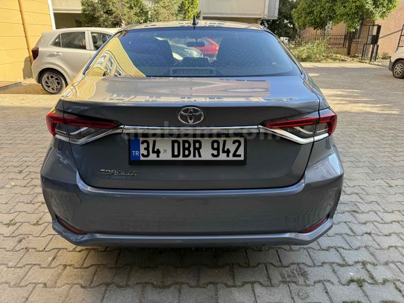 Sahibinden Toyota Corolla 1.6 Dream 2020 Model  86.000 km Gri (metalik)