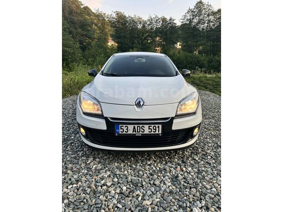 Sahibinden Renault Megane 1.6 Extreme 2012 Model  120.000 km Beyaz