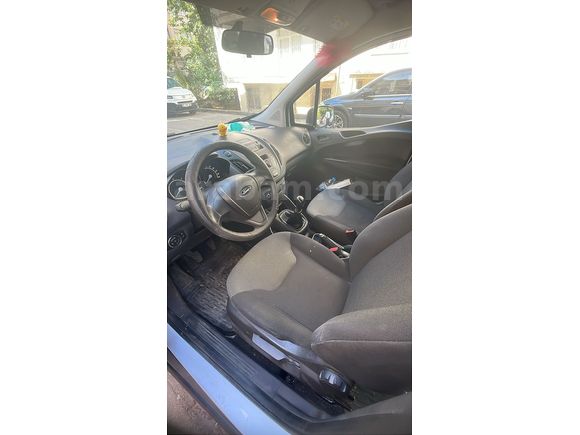 Sahibinden Ford Transit Courier 1.6 TDCi  TREND M1 2015 Model otomobil ruhsatlı
