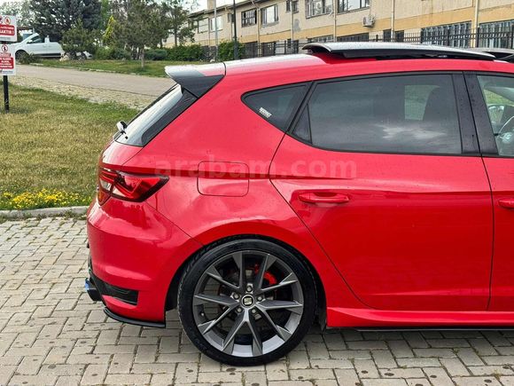 2015 MODEL//135.000KM//CAM TAVAN//MANUEL//KIRMIZI
